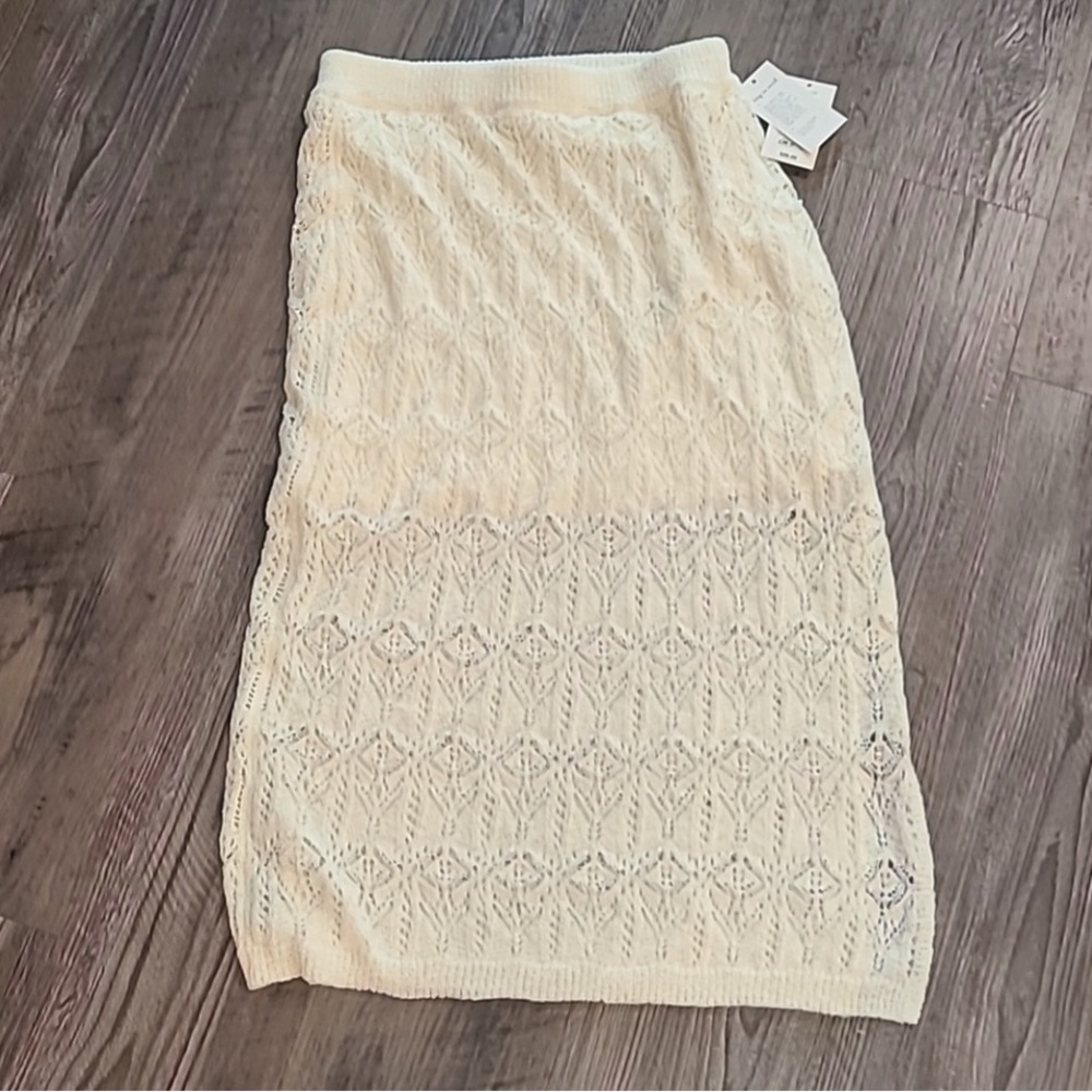 Plus size A New Day Elegant knit Cream Lace Skirt size 2X. New with tags